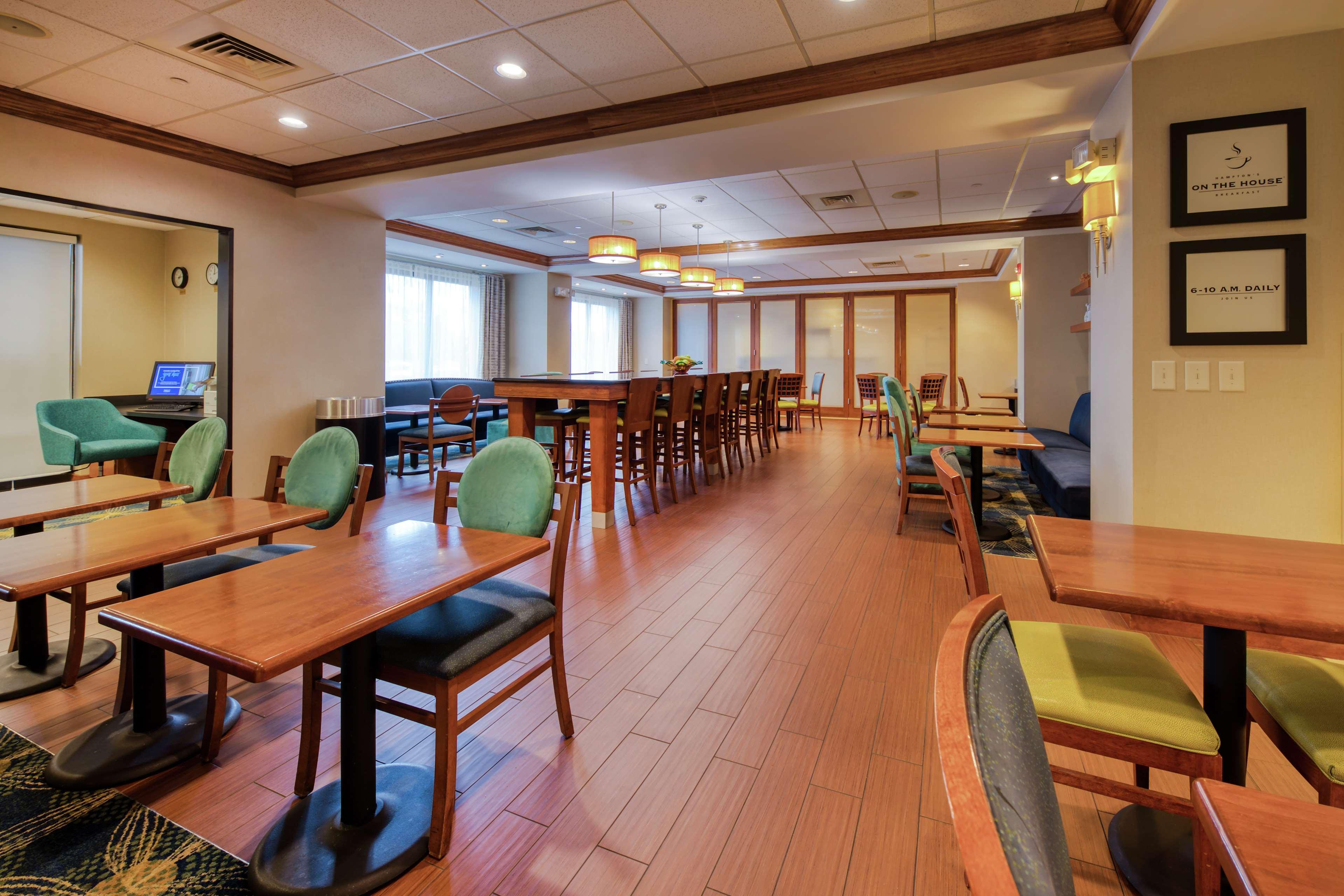 Hampton Inn Wilmington University Area Εξωτερικό φωτογραφία